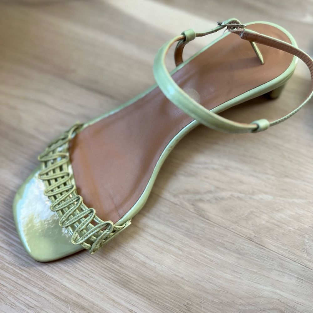 LOQ sandals✨✨✨ 